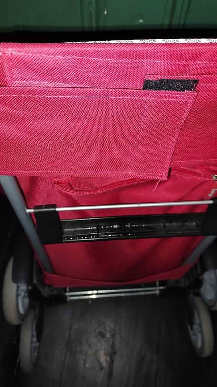 Photo of free GIMI 6 wheel shopping trolley (L20) #4