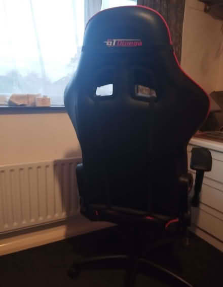 Photo of free Swivel Gaming chair on wheels (Shepperton TW17) #3