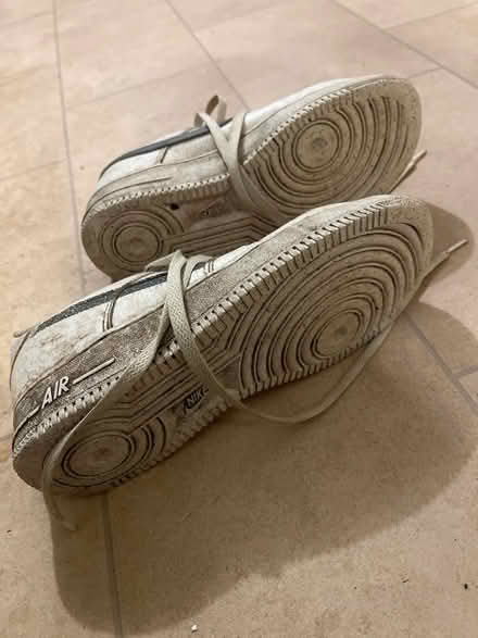 Photo of free Size 4 Nike trainers (Broadwater SG2) #2