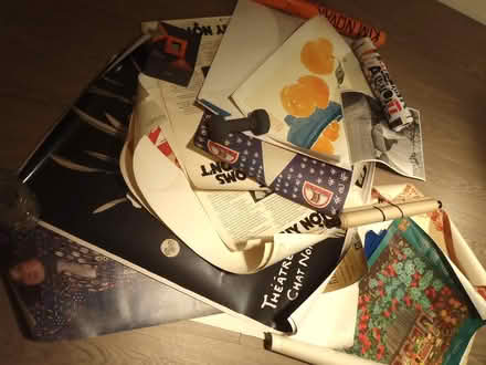 Photo of free posters (Ottawa West, Carlingwood) #1