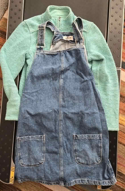 Photo of free jumper and dress size 8 (Guildford GU1) #3