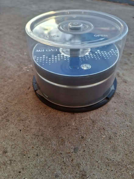 Photo of free Blank DVD Rs and DVD RWs (Binfield Heath RG9) #1
