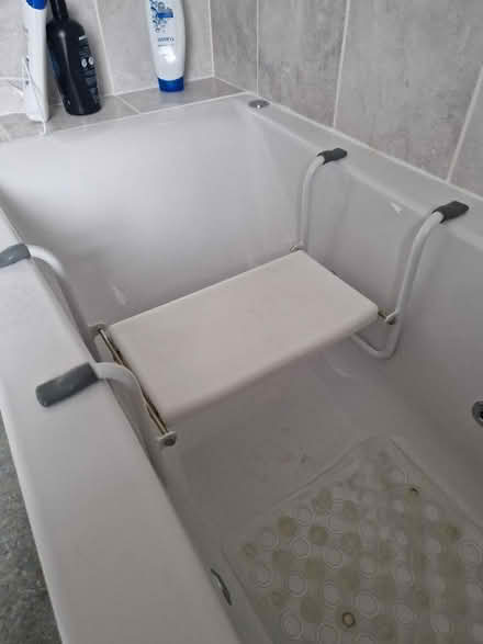 Photo of free Bath seat (Castor) #1