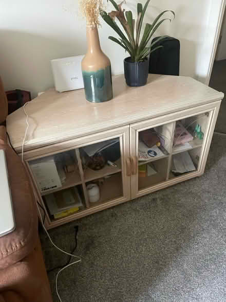 Photo of free Tv stand (Po160le) #2