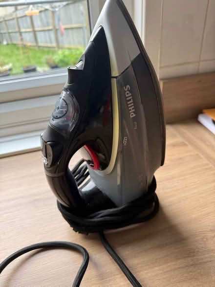 Photo of free Philips iron (Edenbridge) #1