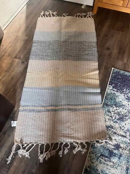 Photo of free Rug (Coton Meadows CV23) #1