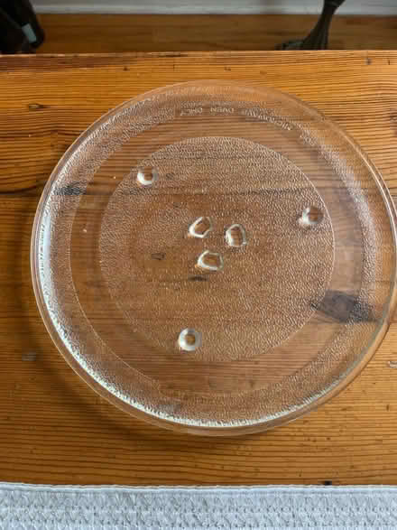 Photo of free Microwave plate - 10.5 inches (Columbia Heights) #1