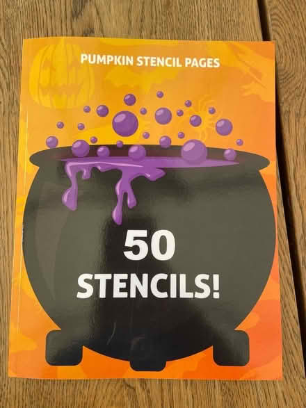 Photo of free Halloween pumpkin stencil book (Chesham HP5) #1