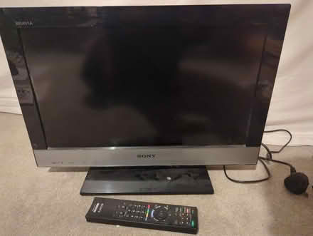 Photo of free Sony LCD TV 22in (Strawberry Hill TW1) #1