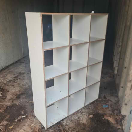 Photo of free White cube unit, not Kallax (Southgate RH11) #3