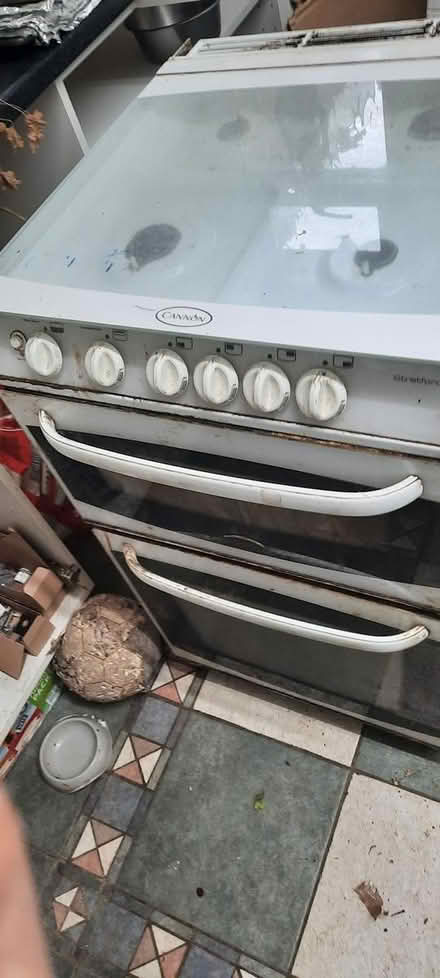 Photo of free Tatty but working gas cooker (Walsall Delves WS5) #1