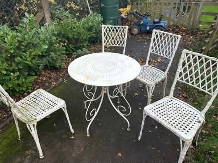 Photo of free Outdoor table and chairs (Madeley / CW3) #1