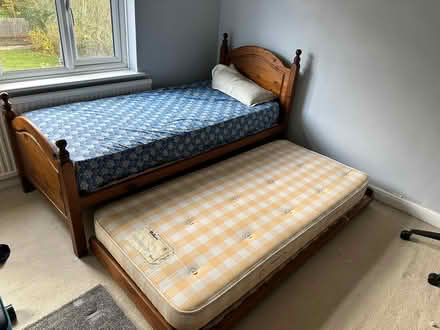 Photo of free Trundle bed (New Barnet EN5) #3