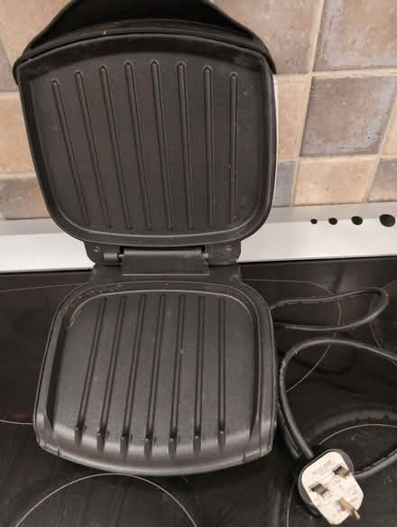Photo of free George Foreman grill (Darby Green GU17) #2