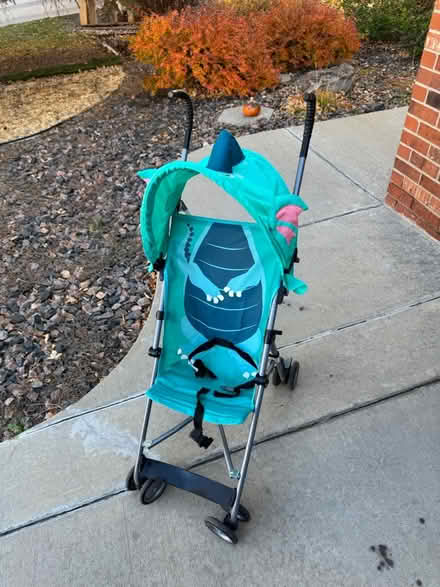 Photo of free Folding baby stroller (Quebec & Yale intersection) #2