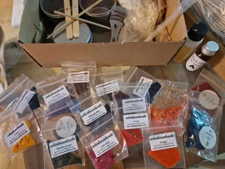 Photo of free Candle making kit (TW15) #4