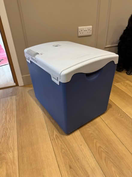 Photo of free Large cool box (ME13) #1
