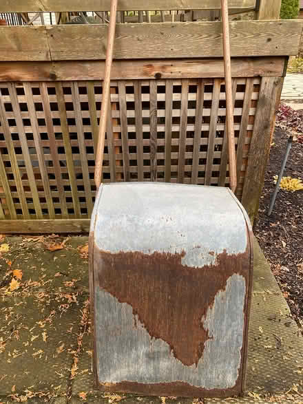 Photo of free Large scoop snow shovel (Britannia) #2