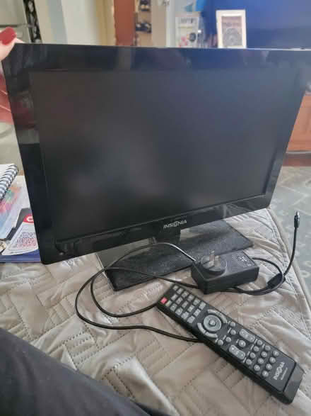 Photo of free Small monitor (Melrose near Wyoming Cemetery.) #1