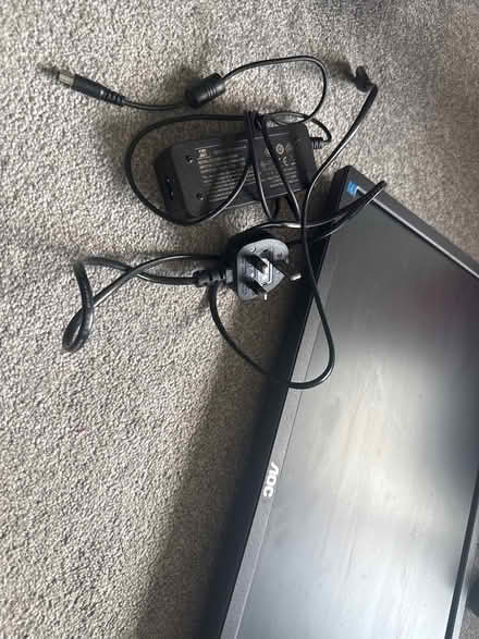 Photo of free Computer Monitor (Watford, WD24) #2