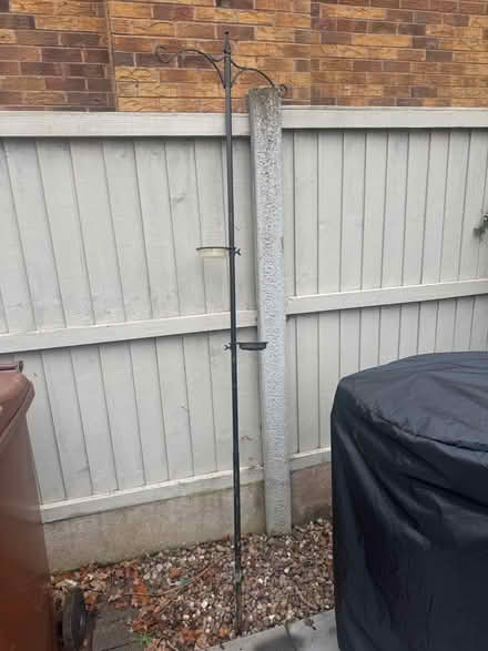 Photo of free Bird stand (ST150TA) #1