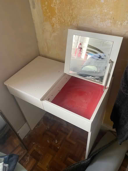Photo of free Vanity desk (Drimnagh, Dublin 12) #2