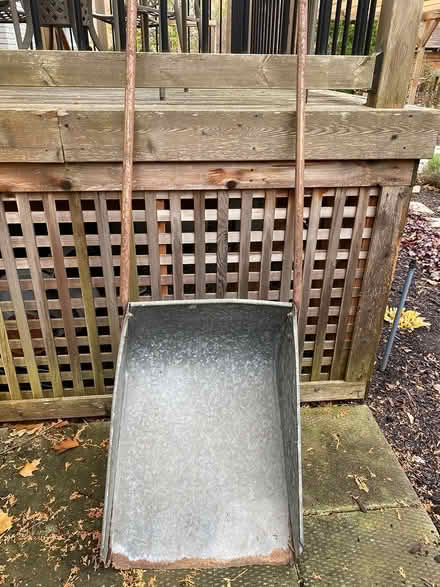 Photo of free Large scoop snow shovel (Britannia) #1