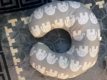 Photo of free Nursing pillow (Bd1) #1