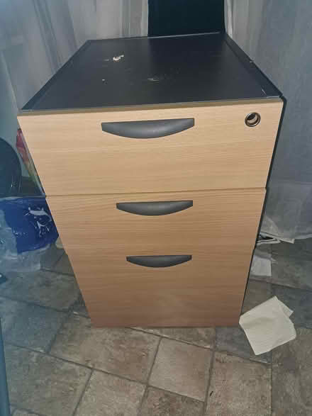 Photo of free Pedestal drawers (Shaw, OL2) #1