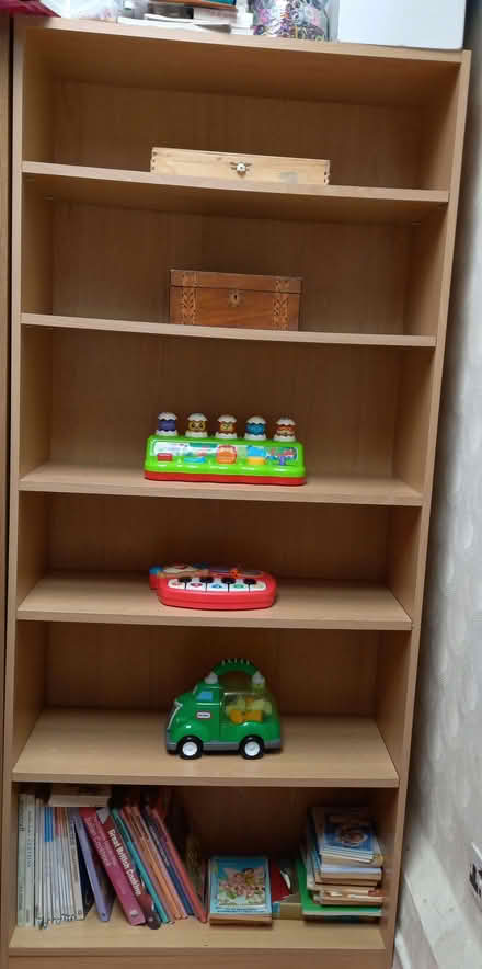 Photo of free bookcase 180*78*30 (Twyford RG10) #1