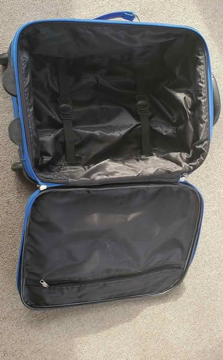 Photo of free Rolling suitcase - small (Springfield - Scenic Hills) #2