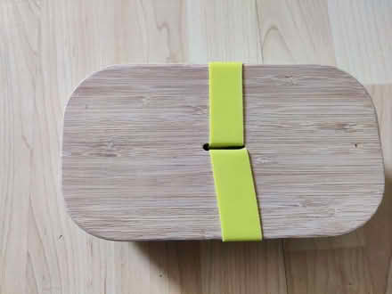 Photo of free Patterned bamboo lunchbox (Cogges OX28) #1