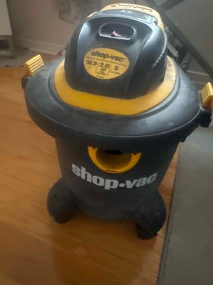 Photo of free shop Vac for parts (Mississauga) #1