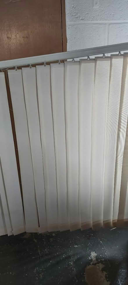 Photo of free Blinds curtains (Ox5) #2