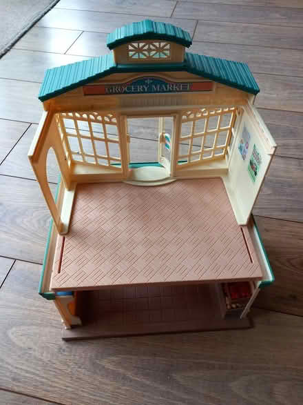 Photo of free Slyvanian families shop (Wolverley DY11) #1