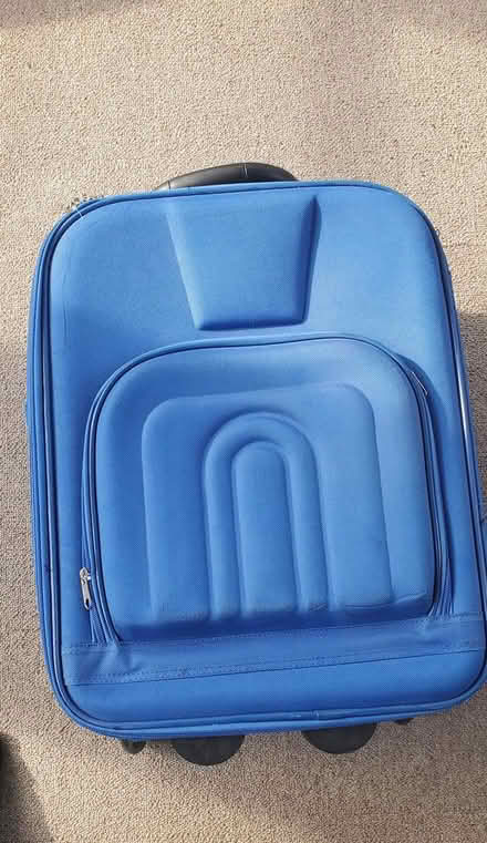 Photo of free Rolling suitcase - small (Springfield - Scenic Hills) #1