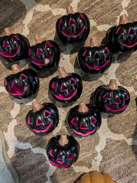 Photo of free Small Jack-o-Lanterns (Allendale NJ) #1