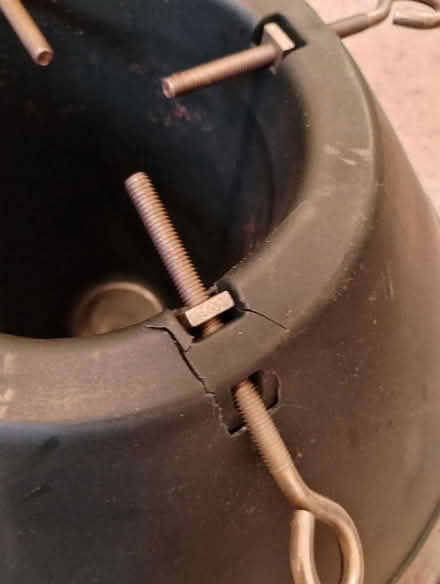 Photo of free Christmas Tree holder (New Catton NR3) #4