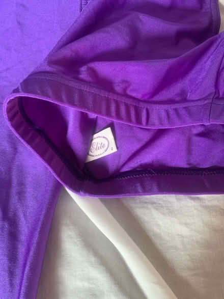 Photo of free Purple leggings and crop top. Dance outfit maybe? (Hillingdon UB10) #4