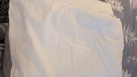 Photo of free Debehams 4.5tog Duvet - Single (RG24 Old Basing) #1