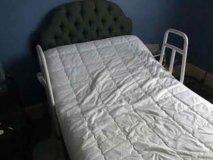 Photo of free Electric adjustable single bed (Lymington SO41) #1
