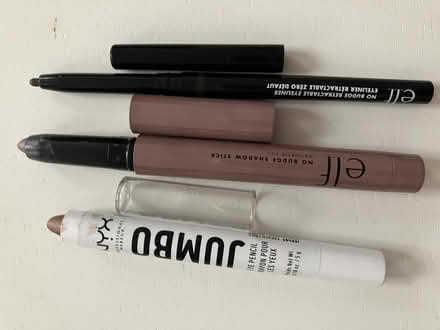 Photo of free eye make-up (NoHo 10012) #1