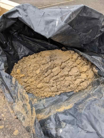 Photo of free Cement, sand and blocks (BA2) #3