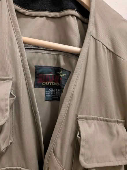 Photo of free Men's XXL fishing vests (Prince of Wales and Baseline) #3