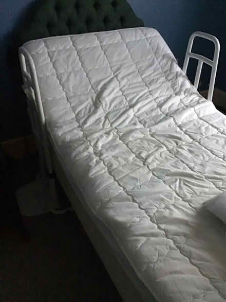 Photo of free Electric adjustable single bed (Lymington SO41) #2