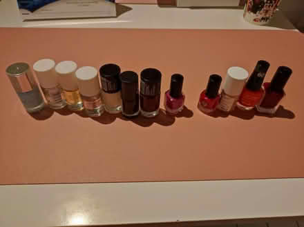 Photo of free Gift boxes, shoes, nail polishes (Hanwell) #1