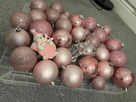 Photo of free Bundle of pink and pink glitter (ware SG12) #4