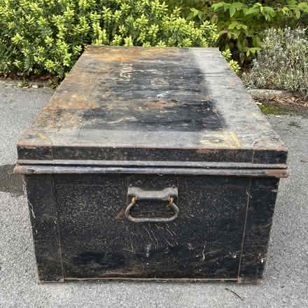 Photo of free Large Vintage Metal Trunk (Prestwood HP16) #3