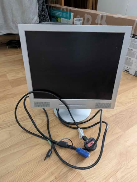 Photo of free Computer monitor 17" VGA 1280x1024 (Cheltenham GL51) #1