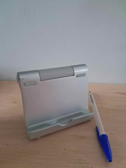 Photo of free Phone/tablet holder (Harpenden) #1